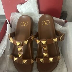 Neiman Marcus Brown and Gold Studded Sandals